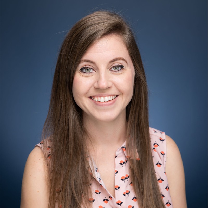 Michelle Gill headshot